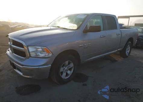 2020 Ram 1500 Classic Slt 4X2 6'4 Box z USA, uszkodzony, nr VIN 1C6RR6TT2LS124406